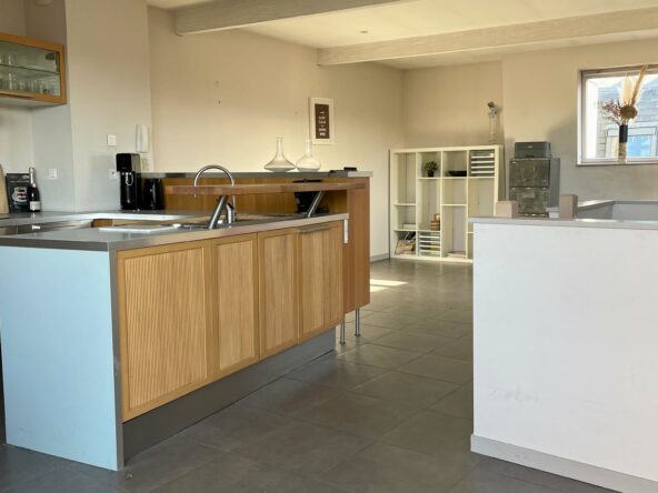 Image représentant le salon d'un Appartement à vendre dans le Vieux Lille