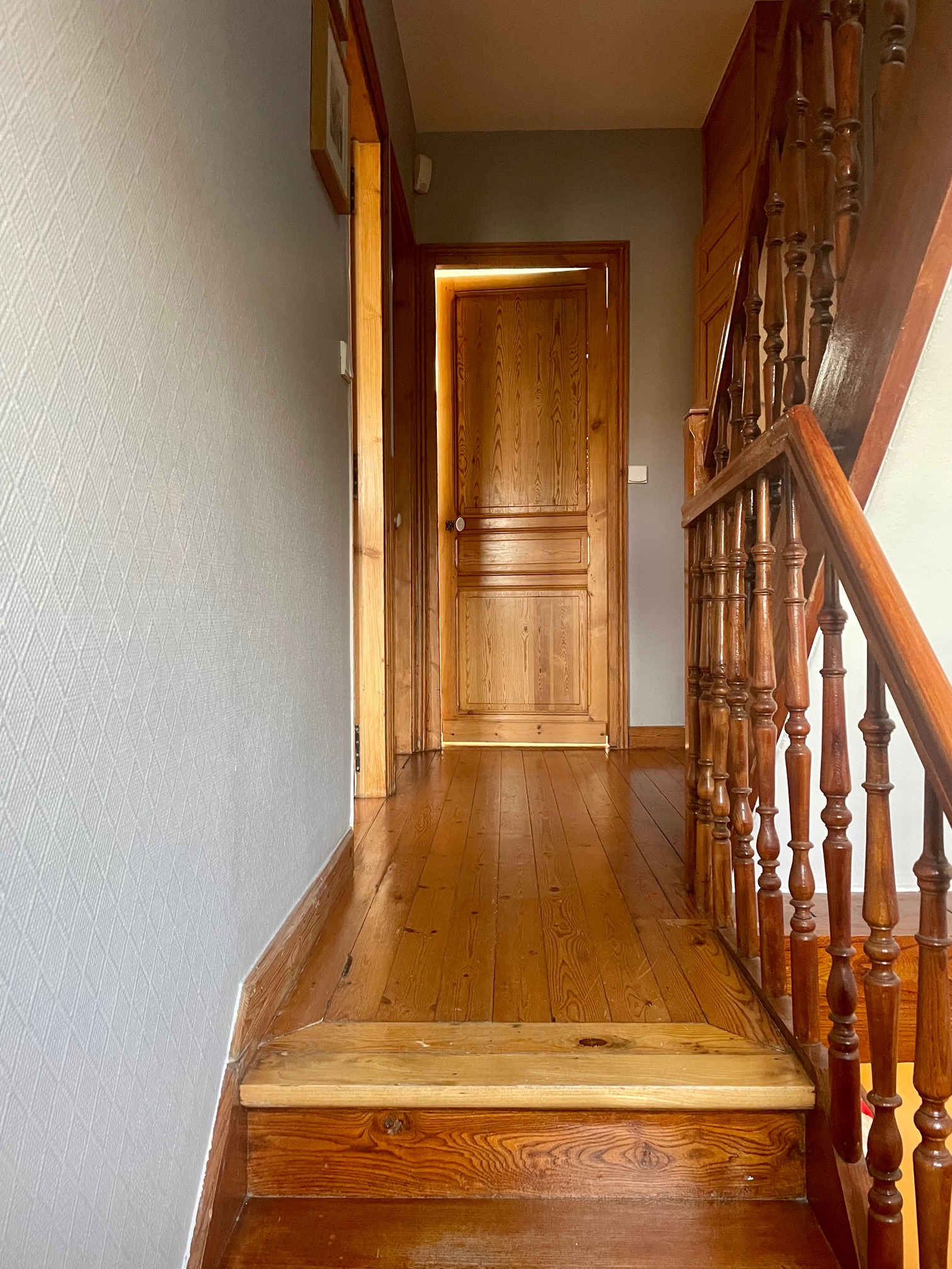 Image représentant le couloir d'une Maison à vendre sur Mons en Baroeul par agence immobilière LIlle