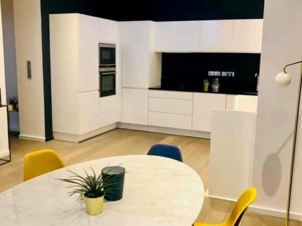 Image représentant la cuisine d'une Maison à vendre dans le Vieux Lille par une agence immobilière Lille