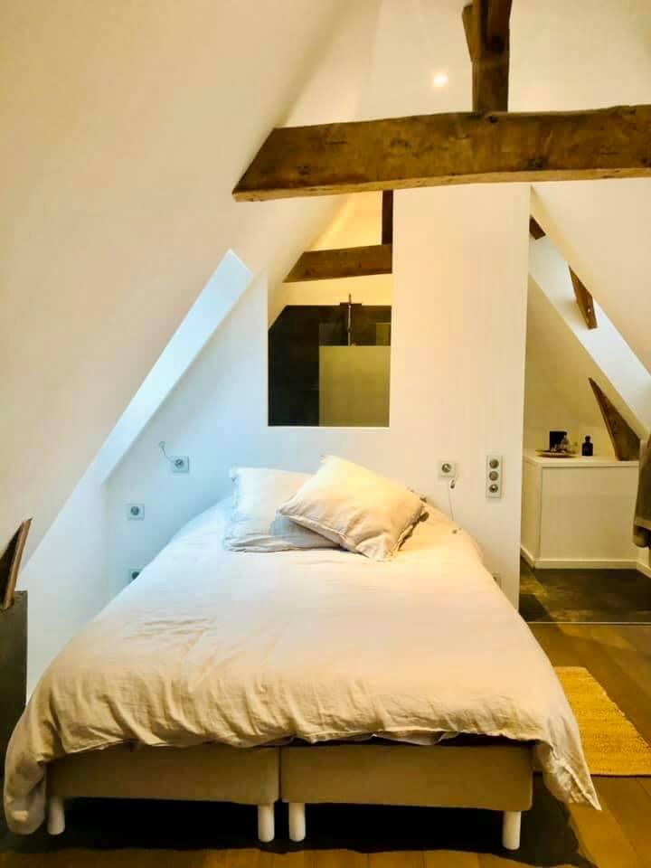 Image d'une chambre d'une Maison à vendre dans le Vieux Lille par une agence immobilière Lille