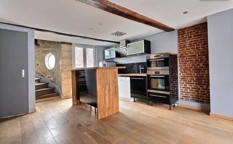 Image de la cuisine d'un Appartement à vendre vieux Lille par agence immobilière Lille
