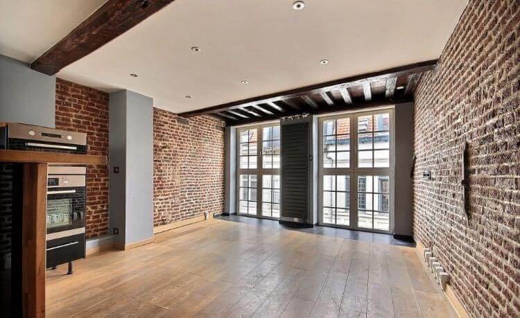 Image du salon d'un Appartement à vendre vieux Lille par agence immobilière Lille