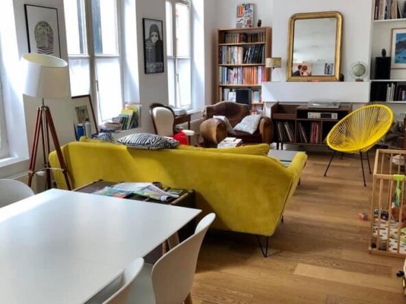 Image représentant le salon d'un appartement à vendre dans le vieux lille